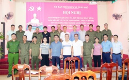 UBND xã Trần Phú tổ chức  bàn giao kết quả triển khai giải quyết điểm nghẽn “Trật tự đô thị và ùn tắc giao thông” cho các cơ sở thôn quản lý, duy trì