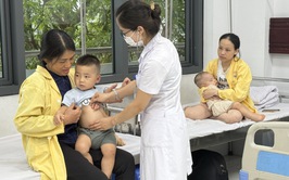 Chủ động phòng bệnh cho trẻ em trong mùa nắng nóng