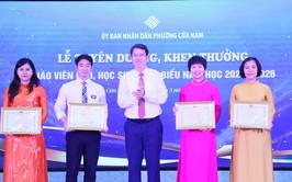 Phường Cửa Nam khen thưởng giáo viên giỏi, học sinh tiêu biểu năm học 2025-2026