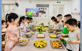 GIỜ ĂN TRƯA CỦA TRẺ - NIỀM VUI VÀ TÌNH YÊU TRONG MỖI BỮA ĂN CỦA TRẺ TẠI TRƯỜNG MẦM NON HOA MAI