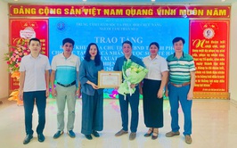Trung tâm Chăm sóc và Phục hồi chức năng người tâm thần số 1 Hà Nội kỷ niệm 42 năm ngày thành lập, đón nhận Bằng khen của UBND thành phố Hà Nội
