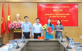 Đảng ủy phường Xuân Phương công bố quyết định chuẩn y Ủy viên UBKT Đảng ủy phường nhiệm kỳ 2025-2030 