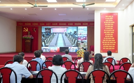 Phường Yên Nghĩa tham dự hội nghị trực tuyến tập huấn triển khai thử nghiệm Hệ thống Trung tâm điều hành thông minh IOC