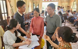 Chi trả hơn 24 tỷ đồng bồi thường, hỗ trợ giải phóng mặt bằng dự án xây dựng hạ tầng kỹ thuật khu đấu giá quyền sử dụng đất ở tại xã Hồng Vân