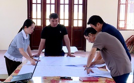 Cán bộ cơ sở ở xã Hồng Vân giúp đẩy nhanh công tác GPMB bằng sự uy tín và trách nhiệm