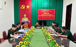 Ban chỉ huy PTKV4- Gia Lâm kiểm tra Ban chỉ huy Quân sự phường Phúc Lợi