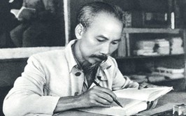 Chủ tịch Hồ Chí Minh - Người Lãnh tụ vĩ đại trọn đời hy sinh cho đất nước và hạnh phúc của nhân dân