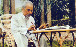 Nhân kỷ niệm 136 năm Ngày sinh Chủ tịch Hồ Chí Minh: Học tập theo gương Bác Hồ trong thời đại số