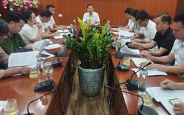 Xã Kim Anh tổ chức họp triển khai phương án cưỡng chế công trình vi phạm trên địa bàn.