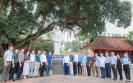 Suối Hai tháng Năm nhớ Bác
