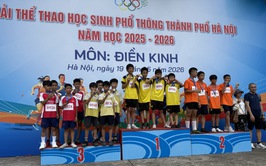 Thi đua lập thành tích dâng Bác kính yêu - Đoàn thể thao Phúc Lợi khởi đầu ấn tượng tại giải học sinh Hà Nội.