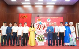 Người cao tuổi xã Chuyên Mỹ sôi nổi liên hoan tiếng hát dân ca năm 2026