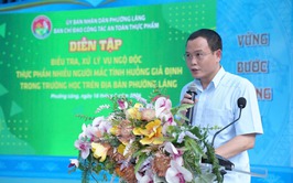 PHƯỜNG LÁNG TỔ CHỨC THÀNH CÔNG DIỄN TẬP XỬ LÝ TÌNH HUỐNG NGỘ ĐỘC THỰC PHẨM NHIỀU NGƯỜI MẮC TẠI TRƯỜNG HỌC