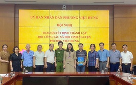PHƯỜNG VIỆT HƯNG TỔ CHỨC HỘI NGHỊ TRAO QUYẾT ĐỊNH THÀNH LẬP ĐỘI CÔNG TÁC XÃ HỘI TÌNH NGUYỆN PHƯỜNG