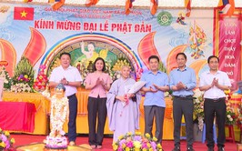 Thăm, tặng quà, chúc mừng Ngày đại lễ Phật đản PL. 2570 - DL.2026 Chùa Bành Khê thôn Liên Hiệp 9 xã Hát Môn