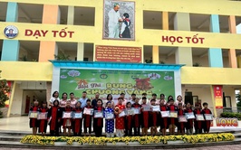 Hội thi Rung chuông vàng “Tìm hiểu kiến thức về An toàn thực phẩm” tại trường Tiểu học Thăng Long