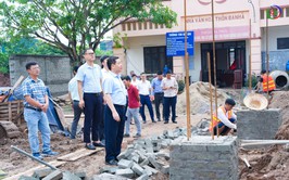 Lãnh đạo xã Quốc Oai kiểm tra tiến độ các dự án phát triển kinh tế - xã hội trên địa bàn