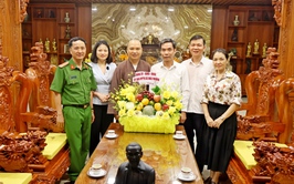 Đoài Phương thăm, tặng quà các cơ sở Phật giáo nhân dịp Đại lễ Phật đản Phật lịch 2570 – Dương lịch 2026