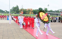 TRƯỜNG THCS THẠCH THÁN BÁO CÔNG DÂNG BÁC, TUYÊN DƯƠNG HỌC SINH XUẤT SẮC NĂM HỌC 2025 – 2026
