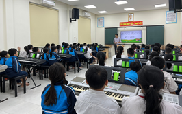Thầy giáo Nguyễn Văn Lâm - Người thắp lửa đam mê âm nhạc cho học sinh
