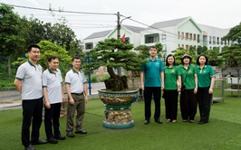 Hội Nông dân xã Thư Lâm học tập mô hình sản xuất – kinh doanh hiệu quả gắn với chuyển đổi số