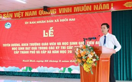 Suối Hai vinh danh học sinh xuất sắc và giáo viên tiêu biểu