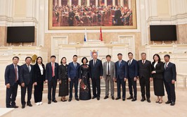 HĐND TP Hà Nội thiết lập quan hệ hữu nghị, hợp tác với Hội đồng lập pháp Saint Petersburg (Liên Bang Nga)