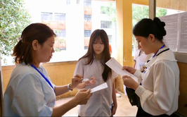Sĩ tử thi vào lớp 10 cần chuẩn bị gì về kiến thức và tâm lý cho môn Ngữ văn?