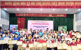 Tuyên dương học sinh tiêu biểu phường Hồng Hà năm học 2025 – 2026: Lan tỏa tinh thần hiếu học và khát vọng vươn lên