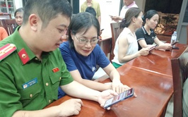 xã Bất Bạt tích cực hưởng ứng chiến dịch hỗ trợ tích hợp VNeID và chữ ký số công cộng