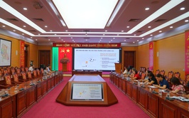 Phường Từ Liêm tổ chức lớp bồi dưỡng chuyên đề nâng cao năng lực và đạo đức cán bộ theo tư tưởng Hồ Chí Minh
