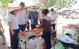 Trung tâm dịch vụ tổng hợp xã Ứng Thiên tăng cường tuyên truyền công tác quản lý giết mổ, kinh doanh sản phẩm động vật