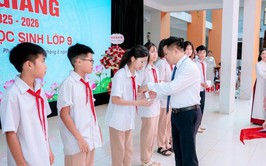 Phúc Thọ: Các đồng chí lãnh đạo xã Phúc Thọ dự lễ bế giảng năm học 2025 – 2026 tại các trường THCS trên địa bàn
