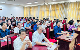Khai giảng lớp bồi dưỡng nhận thức về Đảng khóa V/2026 tại Trung tâm Chính trị phường Tây Hồ