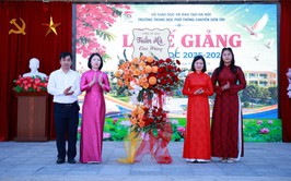 CÁC TRƯỜNG HỌC TƯNG BỪNG BẾ GIẢNG NĂM HỌC 2025 - 2026