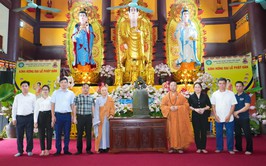 Quả chuông cổ hơn 180 năm tuổi trở về chùa Hoa Vân Tự trong mùa Phật Đản 2026