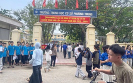 HƠN 1.000 THÍ SINH THANH OAI TỰ TIN LÀM THỦ TỤC, SẴN SÀNG BƯỚC VÀO 
