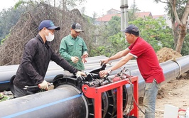 Phú Nghĩa tăng cường bảo vệ hệ thống cấp nước sạch trong quá trình thi công xây dựng