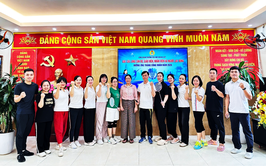 Sôi nổi Giải Cầu lông dành cho cán bộ, giáo viên, nhân viên và người lao động trường Tiểu học Hoàng Liệt - hưởng ứng Tháng Công nhân năm 2026