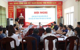 Lãnh đạo UBND xã làm việc với Trung tâm Dịch vụ tổng hợp về tình hình thực hiện nhiệm vụ của đơn vị