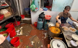 Đề xuất phạt đến 4 triệu đồng nếu để móng tay dài khi bán đồ ăn