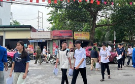 Hơn 1.000 học sinh xã Thanh Oai bước vào môn thi đầu tiên của Kỳ thi tuyển sinh vào lớp 10 THPT công lập năm học 2026 – 2027