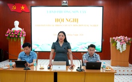 SƠN TÂY HỌP GIAO BAN THƯỜNG TRỰC UBND PHƯỜNG VỚI CÁC PHÒNG CHUYÊN MÔN, ĐƠN VỊ TRỰC THUỘC