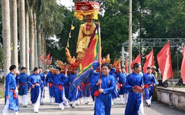 LÃNH ĐẠO XÃ ỨNG THIÊN DÂNG HƯƠNG TẠI  LỄ HỘI TRUYỀN THỐNG BA THÔN BẶT