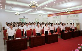 LỄ SINH HOẠT DƯỚI CỜ THÁNG 5 CƠ QUAN ĐẢNG ỦY VÀ CƠ QUAN HĐND-UBND PHƯỜNG BỒ ĐỀ.
