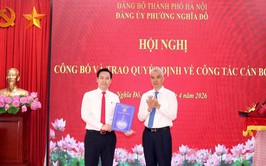 Phường Nghĩa Đô công bố quyết định phê chuẩn Phó Chủ tịch UBND phường nhiệm kỳ 2026-2031