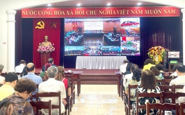 Cử tri phường Yên Hòa tham dự Hội nghị tiếp xúc cử tri sau Kỳ họp thứ Nhất, Quốc hội khóa XVI