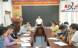 Xã Kiều Phú tổ chức chức hội nghị triển khai kế hoạch cưỡng chế đối với 06 trường hợp vi phạm.