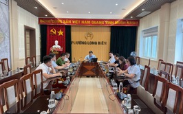 Ủy ban nhân dân phường Long Biên họp xem xét nhiều nội dung quan trọng về quy hoạch, giáo dục và tổ chức bộ máy