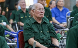 Bộ Nội vụ đề xuất thêm chế độ với người có công, bổ sung trợ cấp cho người phục vụ cán bộ lão thành